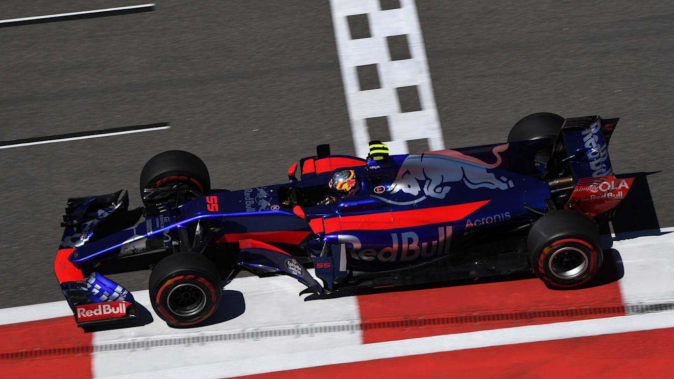 Carlos Sainz jr (ESP) Scuderia Toro Rosso STR12 at Formula One World Championship, Rd4, Russian Grand Prix, Qualifying, Sochi Autodrom, Sochi, Krasnodar Krai, Russia, Saturday 29 April 2017. © Sutton Motorsport Images