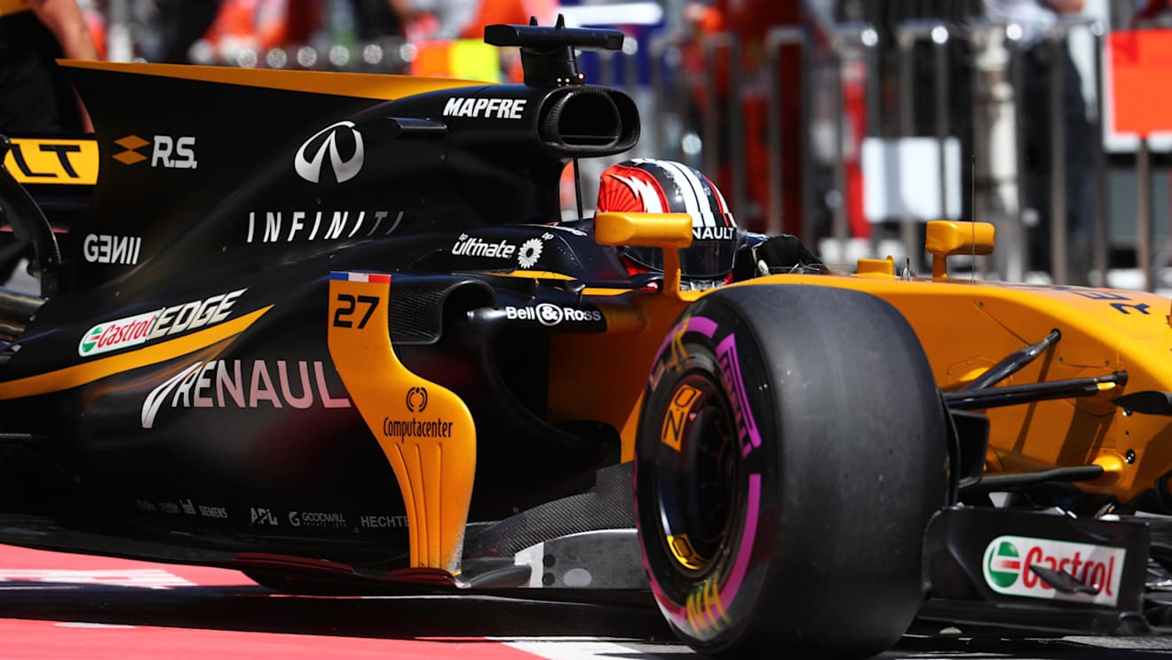 Nico Hulkenberg (GER) Renault Sport F1 Team RS17 at Formula One World Championship, Rd4, Russian Grand Prix, Qualifying, Sochi Autodrom, Sochi, Krasnodar Krai, Russia, Saturday 29 April 2017. © Sutton Motorsport Images