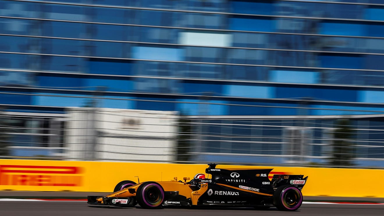Nico Hulkenberg (GER) Renault Sport F1 Team RS17 at Formula One World Championship, Rd4, Russian Grand Prix, Qualifying, Sochi Autodrom, Sochi, Krasnodar Krai, Russia, Saturday 29 April 2017. © Sutton Motorsport Images