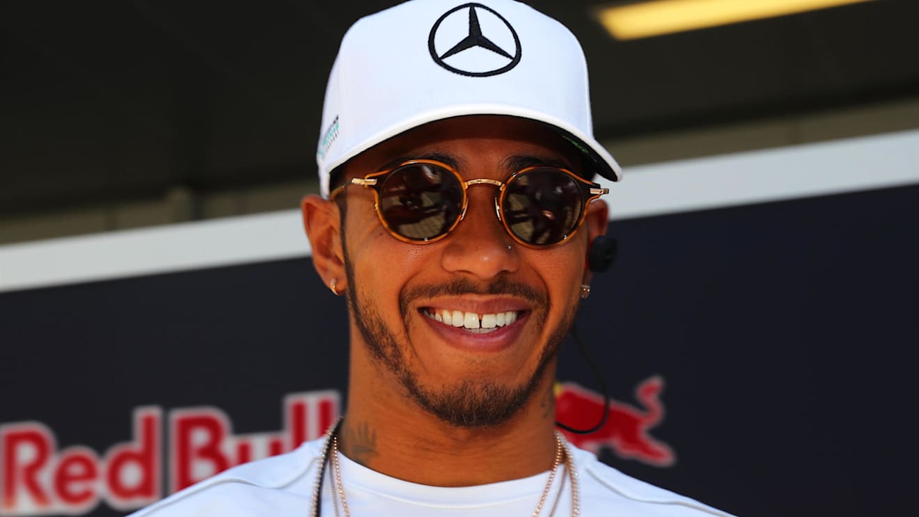 Lewis Hamilton (GBR) Mercedes AMG F1 at Formula One World Championship, Rd4, Russian Grand Prix, Race, Sochi Autodrom, Sochi, Krasnodar Krai, Russia, Sunday 30 April 2017. © Sutton Motorsport Images