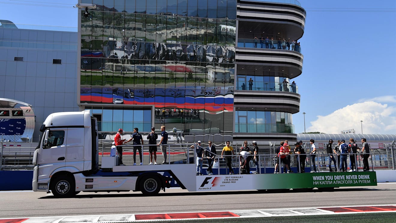Drivers parade at Formula One World Championship, Rd4, Russian Grand Prix, Race, Sochi Autodrom, Sochi, Krasnodar Krai, Russia, Sunday 30 April 2017. © Sutton Motorsport Images