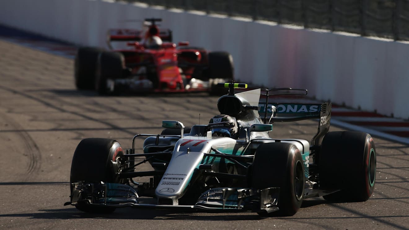 Valtteri Bottas (FIN) Mercedes-Benz F1 W08 Hybrid leads Sebastian Vettel (GER) Ferrari SF70-H at Formula One World Championship, Rd4, Russian Grand Prix, Race, Sochi Autodrom, Sochi, Krasnodar Krai, Russia, Sunday 30 April 2017. © Sutton Motorsport Images