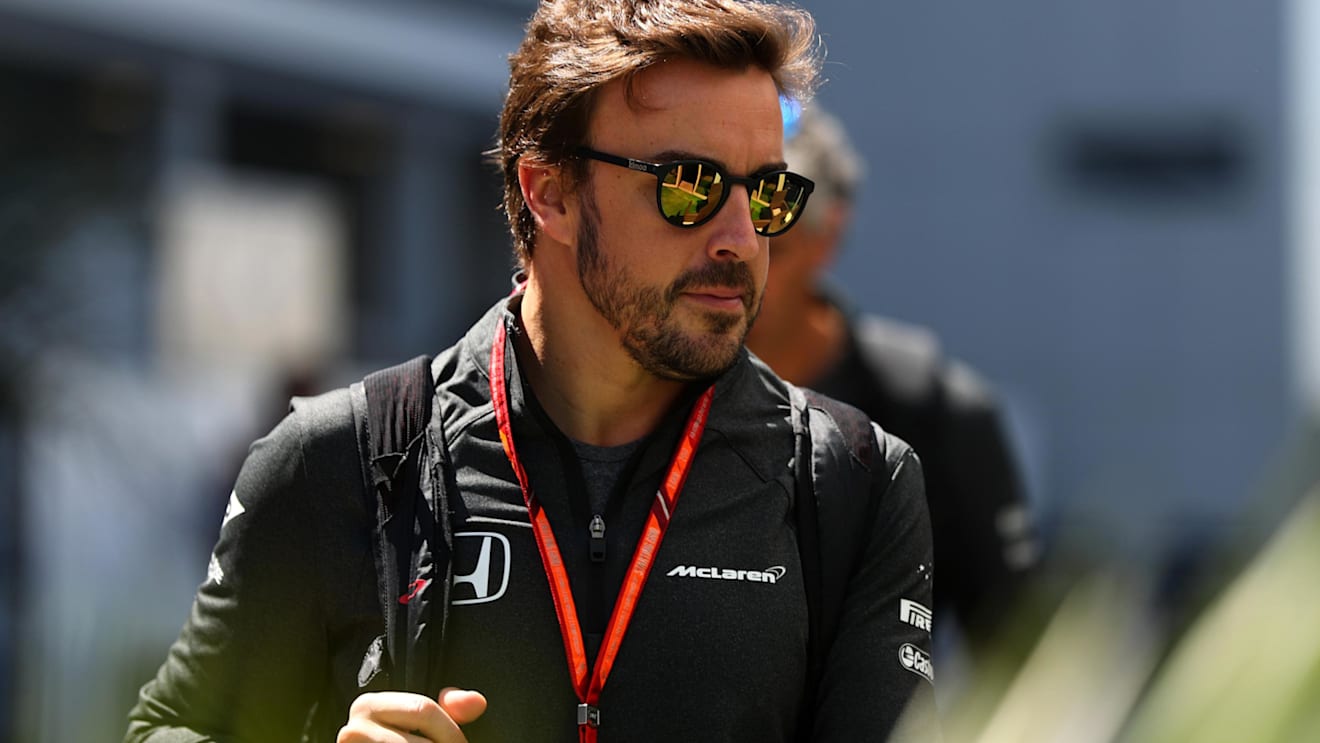 Fernando Alonso (ESP) McLaren at Formula One World Championship, Rd4, Russian Grand Prix, Race, Sochi Autodrom, Sochi, Krasnodar Krai, Russia, Sunday 30 April 2017. © Sutton Motorsport Images
