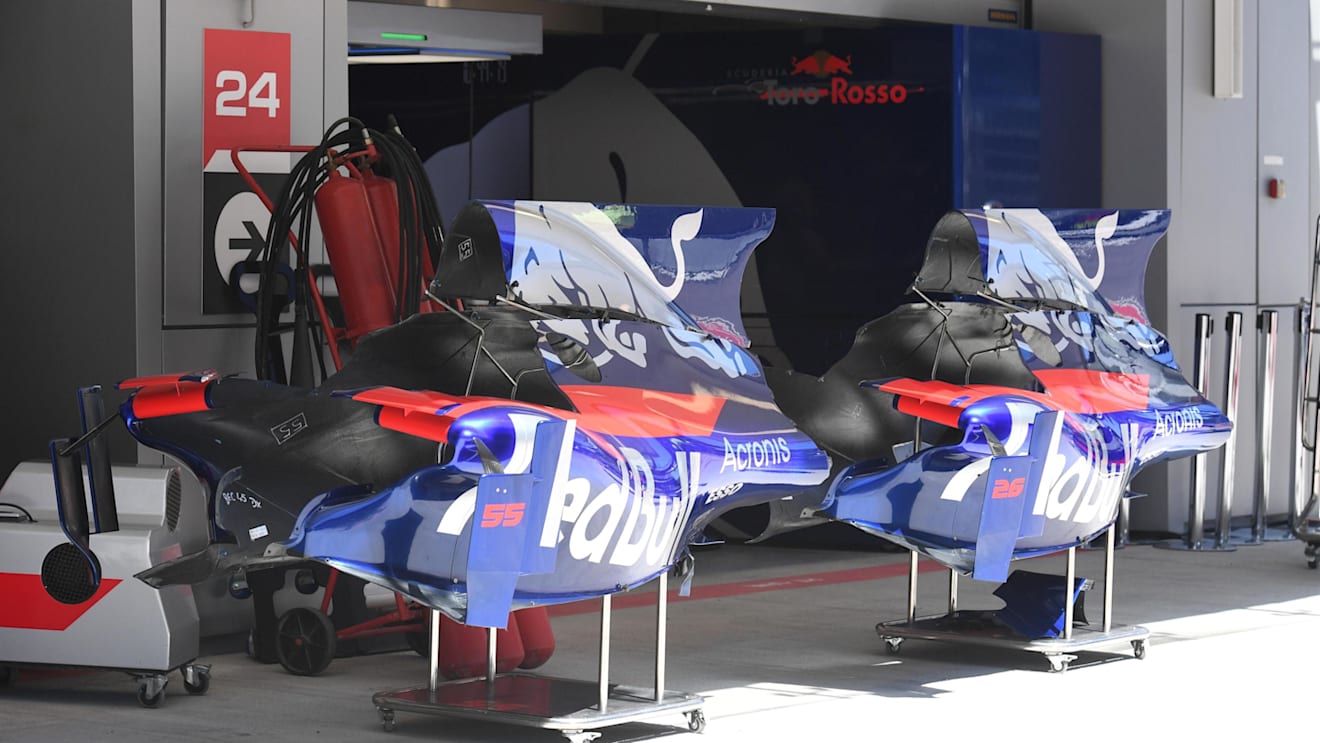 Chassis and aero detail of Scuderia Toro Rosso STR12 at Formula One World Championship, Rd4, Russian Grand Prix, Preparations, Sochi Autodrom, Sochi, Krasnodar Krai, Russia, Thursday 27 April 2017. © Sutton Motorsport Images
