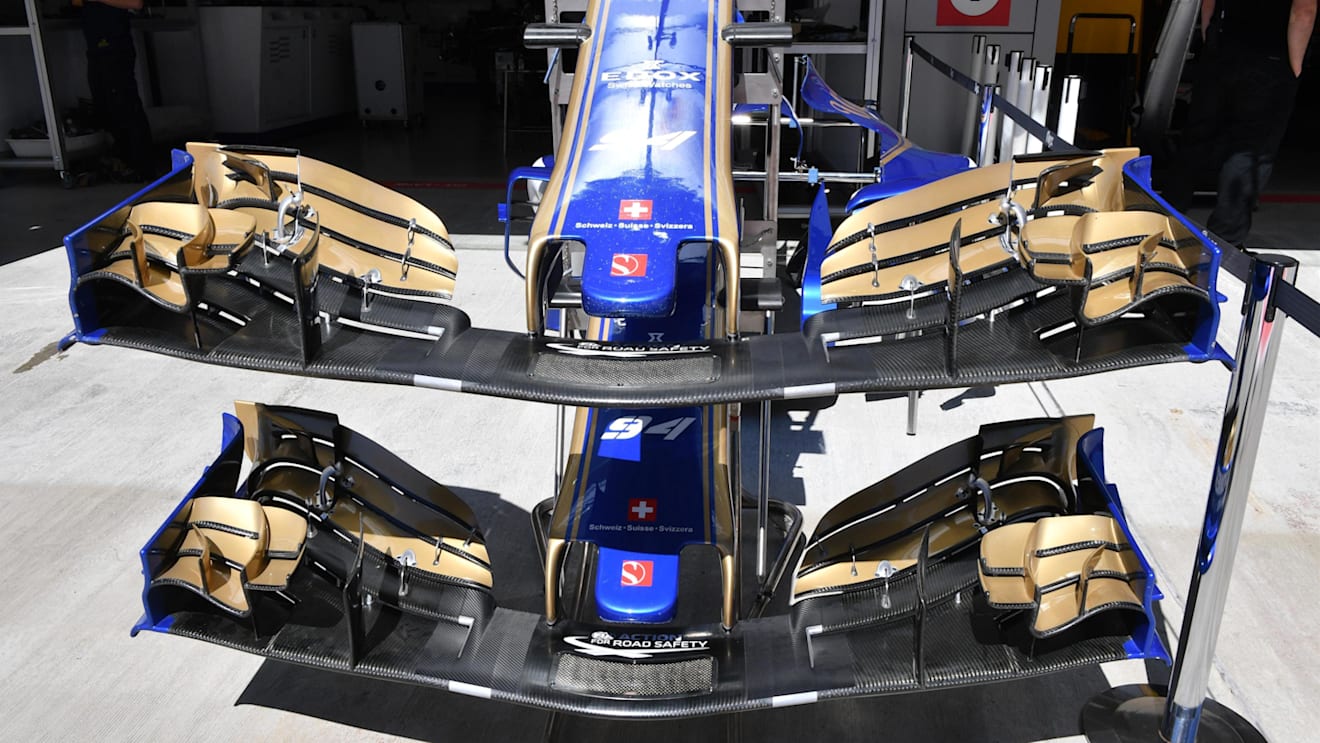 Sauber C36 nose and front wings at Formula One World Championship, Rd4, Russian Grand Prix, Preparations, Sochi Autodrom, Sochi, Krasnodar Krai, Russia, Thursday 27 April 2017. © Sutton Motorsport Images
