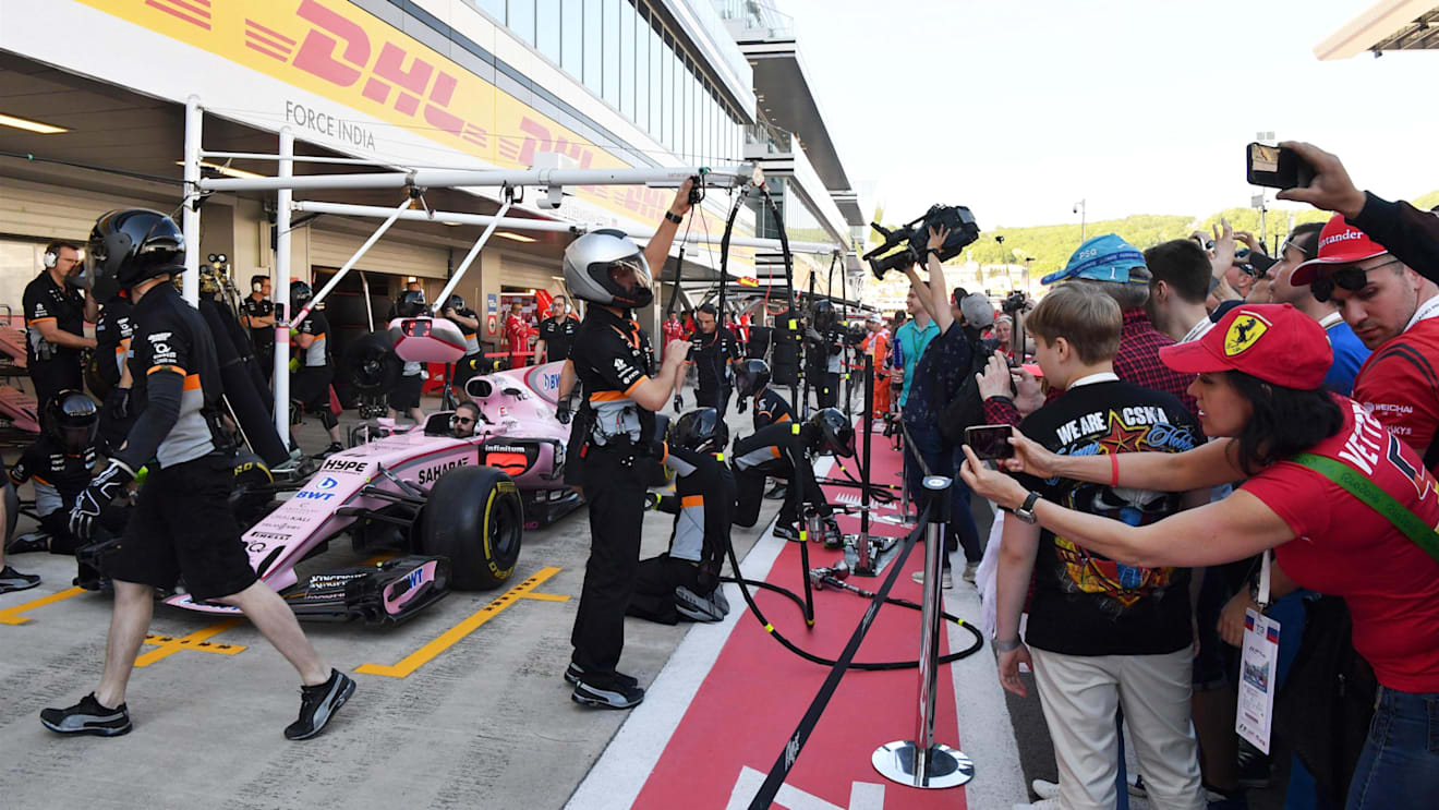 Fans at Formula One World Championship, Rd4, Russian Grand Prix, Preparations, Sochi Autodrom, Sochi, Krasnodar Krai, Russia, Thursday 27 April 2017. © Sutton Motorsport Images