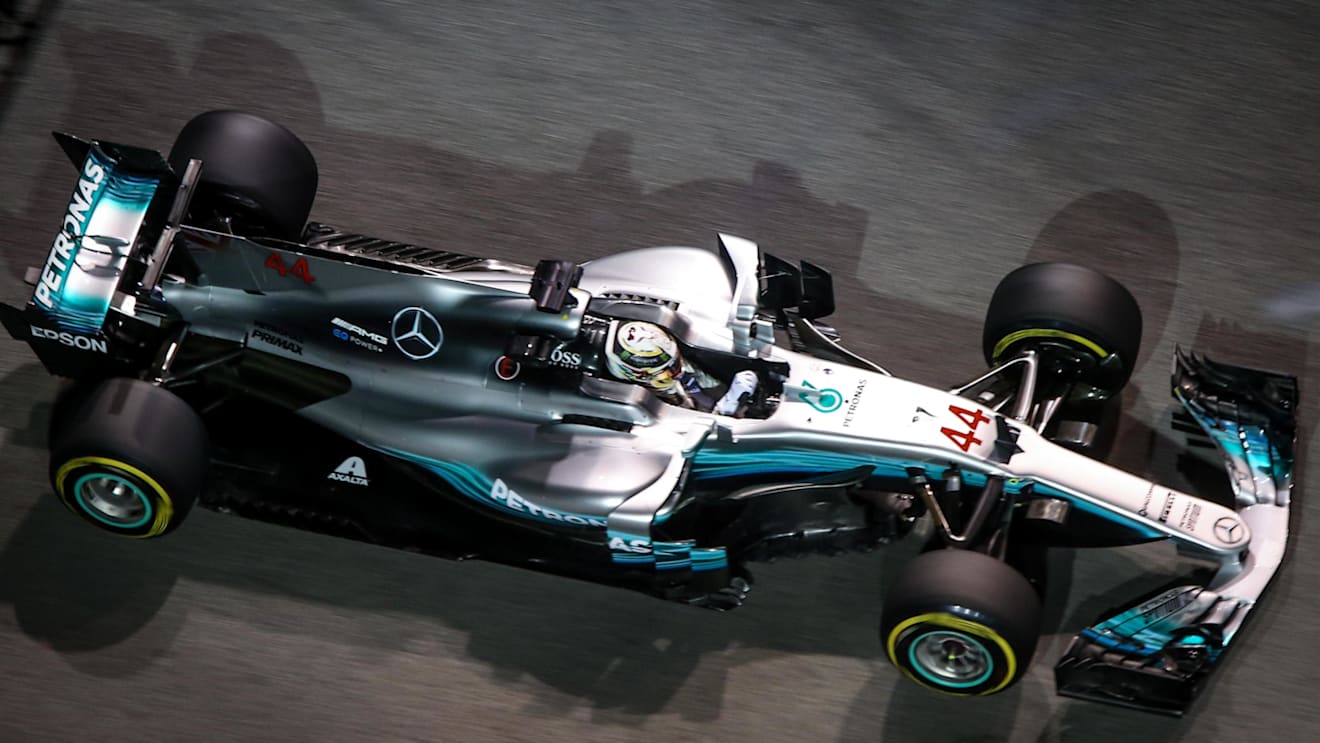 Lewis Hamilton (GBR) Mercedes-Benz F1 W08 Hybrid at Formula One World Championship, Rd14, Singapore Grand Prix, Practice, Marina Bay Street Circuit, Singapore, Friday 15 September 2017. © Mirko Stange/Sutton Images