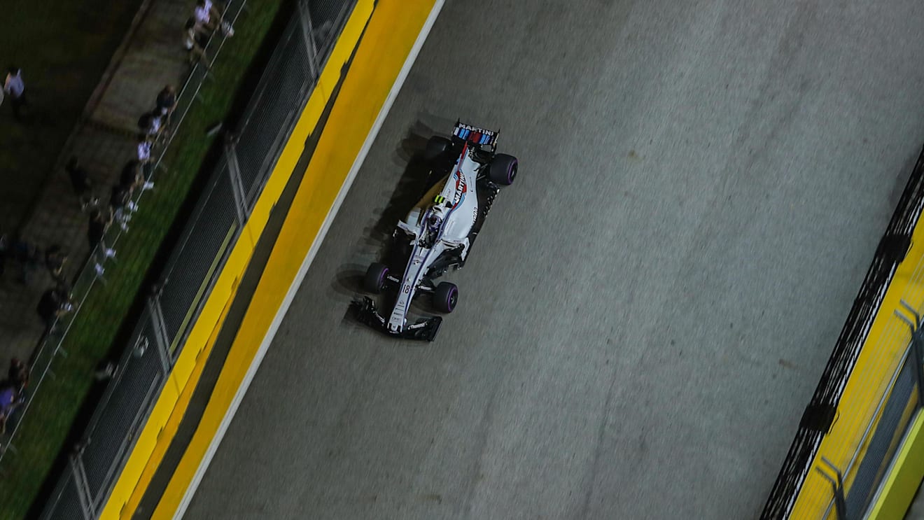 Lance Stroll (CDN) Williams FW40 at Formula One World Championship, Rd14, Singapore Grand Prix, Practice, Marina Bay Street Circuit, Singapore, Friday 15 September 2017. © Sutton Images