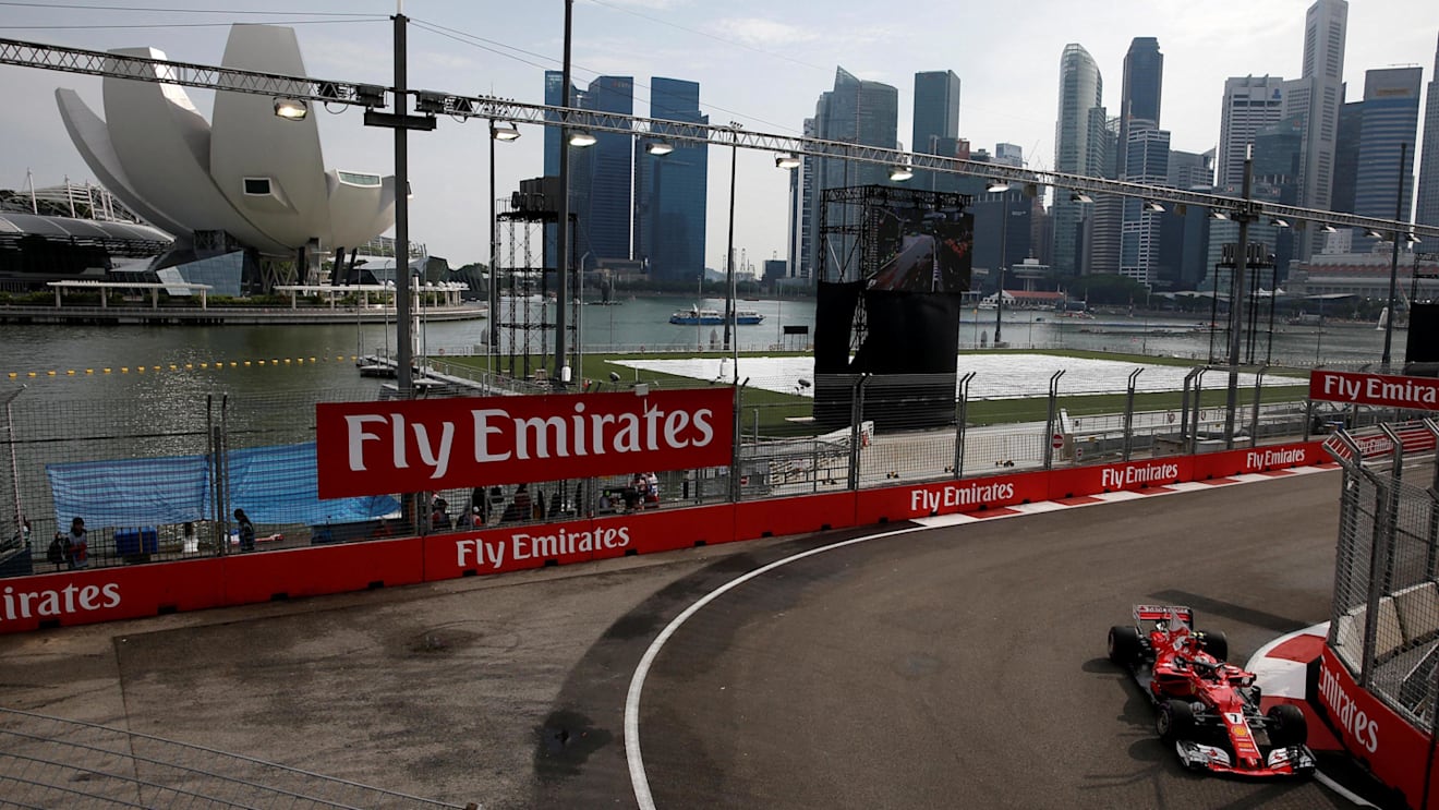 Kimi Raikkonen (FIN) Ferrari SF70-H at Formula One World Championship, Rd14, Singapore Grand Prix, Practice, Marina Bay Street Circuit, Singapore, Friday 15 September 2017. © Mirko Stange/Sutton Images