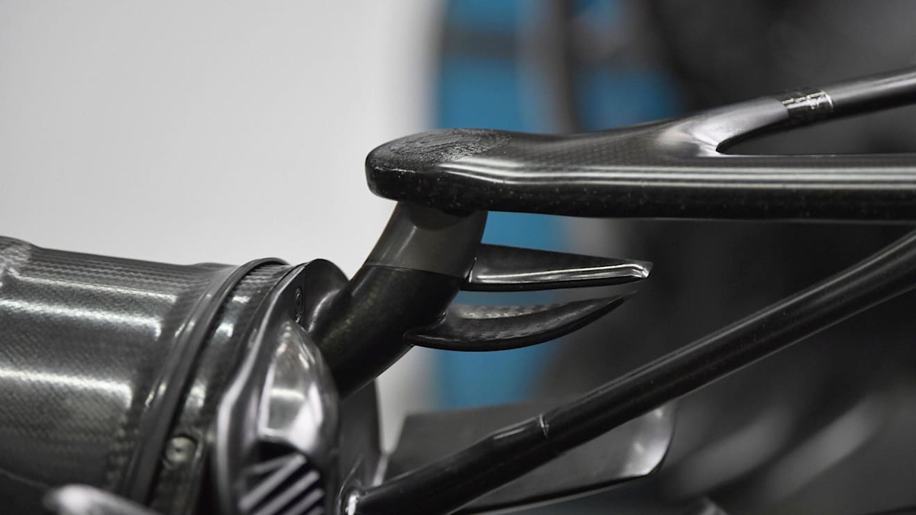Mercedes-Benz F1 W08 Hybrid suspension detail at Formula One World Championship, Rd14, Singapore Grand Prix, Practice, Marina Bay Street Circuit, Singapore, Friday 15 September 2017. © Sutton Images