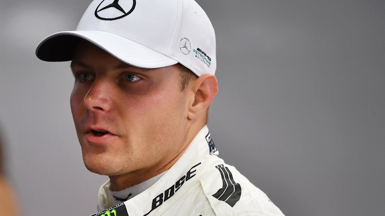 Valtteri Bottas (FIN) Mercedes AMG F1 at Formula One World Championship, Rd14, Singapore Grand Prix, Practice, Marina Bay Street Circuit, Singapore, Friday 15 September 2017. © Sutton Images