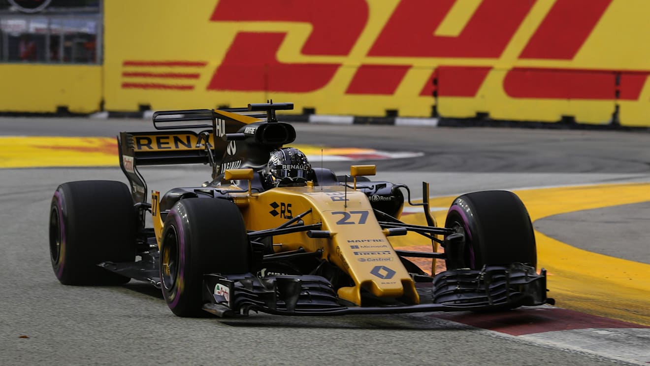 Nico Hulkenberg (GER) Renault Sport F1 Team RS17 at Formula One World Championship, Rd14, Singapore Grand Prix, Qualifying, Marina Bay Street Circuit, Singapore, Saturday 16 September 2017. © Sutton Images