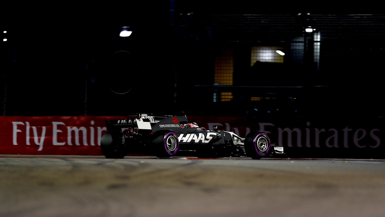 Romain Grosjean (FRA) Haas VF-17 at Formula One World Championship, Rd14, Singapore Grand Prix, Qualifying, Marina Bay Street Circuit, Singapore, Saturday 16 September 2017. © Sutton Images