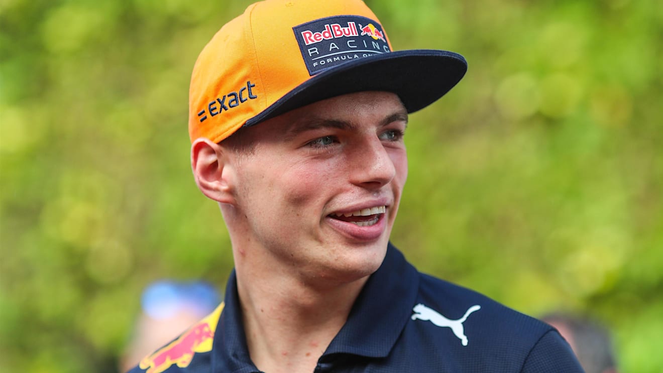 Max Verstappen (NED) Red Bull Racing at Formula One World Championship, Rd14, Singapore Grand Prix, Race, Marina Bay Street Circuit, Singapore, Sunday 17 September 2017. © Sutton Images