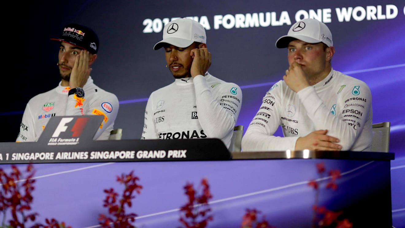 Daniel Ricciardo (AUS) Red Bull Racing, Race winner Lewis Hamilton (GBR) Mercedes AMG F1 and Valtteri Bottas (FIN) Mercedes AMG F1 in the Press Conference at Formula One World Championship, Rd14, Singapore Grand Prix, Race, Marina Bay Street Circuit, Sing