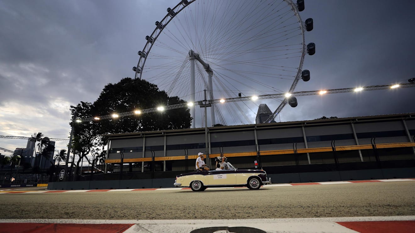 Esteban Ocon (FRA) Force India on the drivers parade at Formula One World Championship, Rd14, Singapore Grand Prix, Race, Marina Bay Street Circuit, Singapore, Sunday 17 September 2017. © Sutton Images