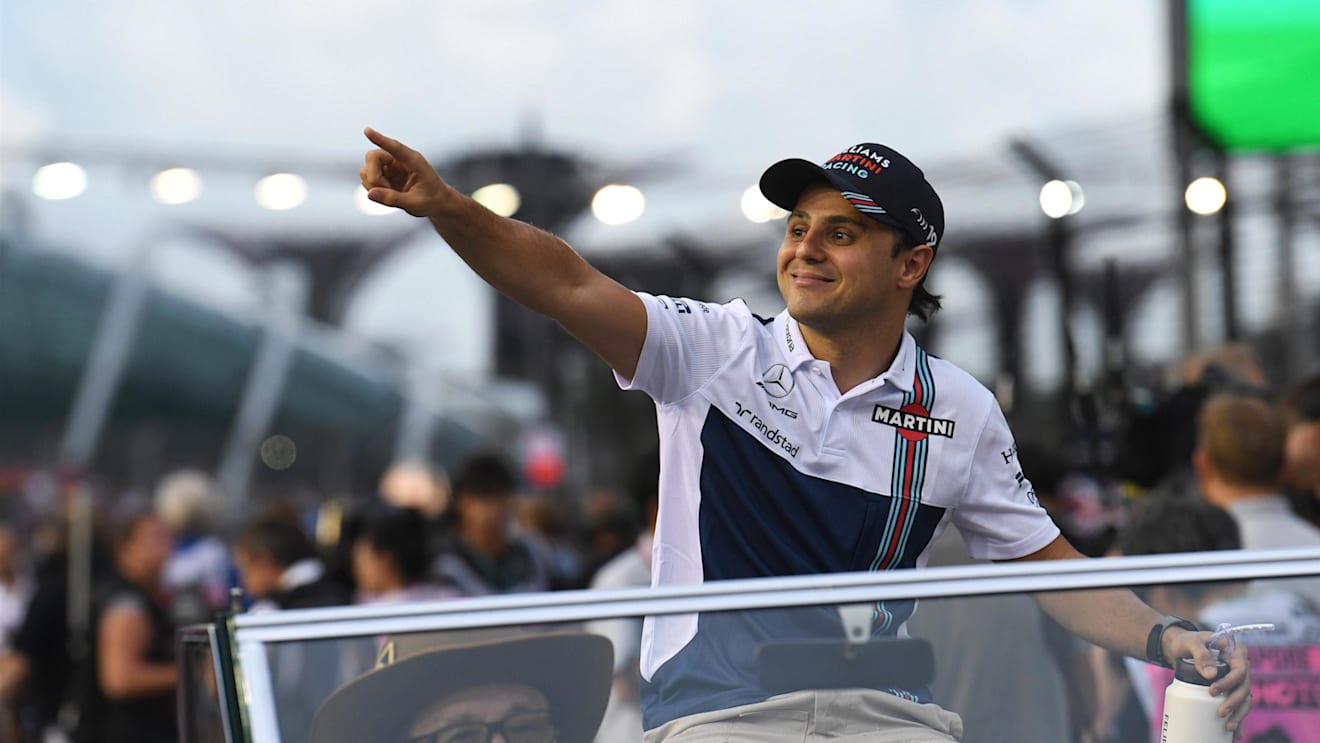 Felipe Massa (BRA) Williams on the drivers parade at Formula One World Championship, Rd14, Singapore Grand Prix, Race, Marina Bay Street Circuit, Singapore, Sunday 17 September 2017. © Manuel Goria/Sutton Images