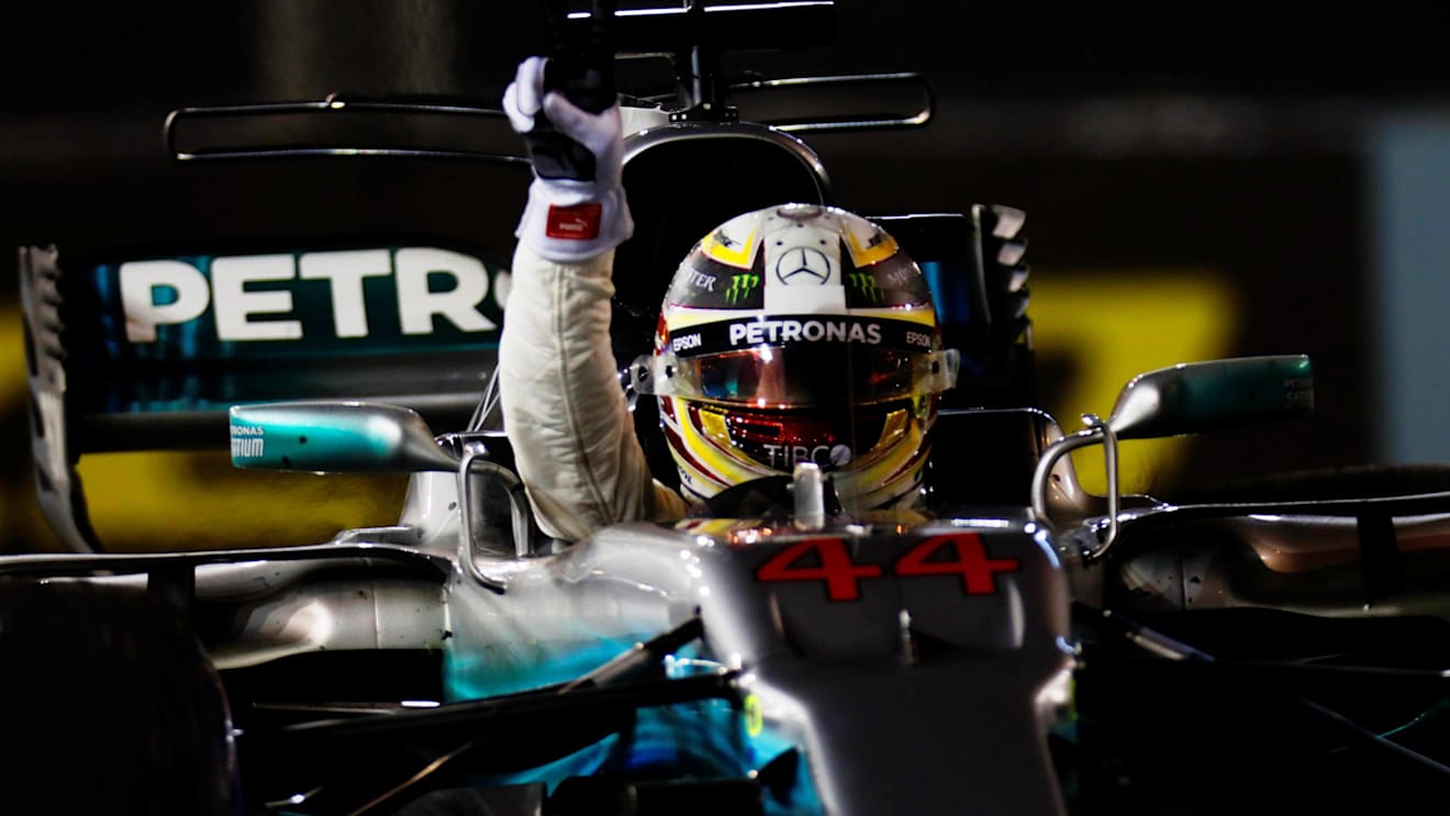 Race winner Lewis Hamilton (GBR) Mercedes-Benz F1 W08 Hybrid celebrates at Formula One World Championship, Rd14, Singapore Grand Prix, Race, Marina Bay Street Circuit, Singapore, Sunday 17 September 2017. © Kym Illman/Sutton Images