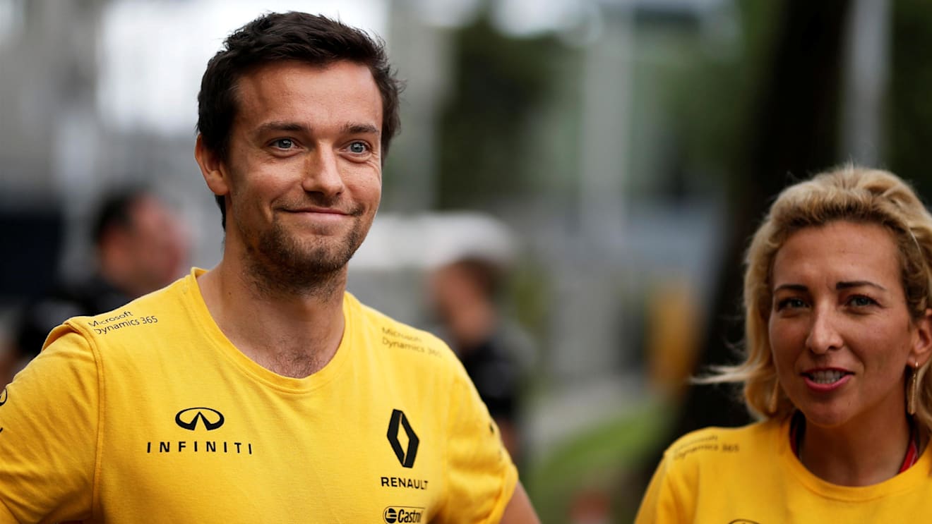 Jolyon Palmer (GBR) Renault Sport F1 Team at Formula One World Championship, Rd14, Singapore Grand Prix, Preparations, Marina Bay Street Circuit, Singapore, Thursday 14 September 2017. © Sutton Images