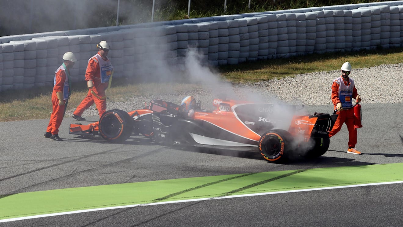 Fernando Alonso (ESP) McLaren MCL32 stops on track in FP1 at Formula One World Championship, Rd5, Spanish Grand Prix, Practice, Barcelona, Spain, Friday 12 May 2017. © Sutton Motorsport Images