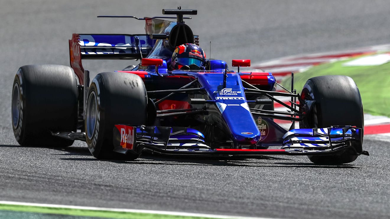 Daniil Kvyat (RUS) Scuderia Toro Rosso STR12 at Formula One World Championship, Rd5, Spanish Grand Prix, Qualifying, Barcelona, Spain, Saturday 13 May 2017. © Sutton Motorsport Images/Kym Illman