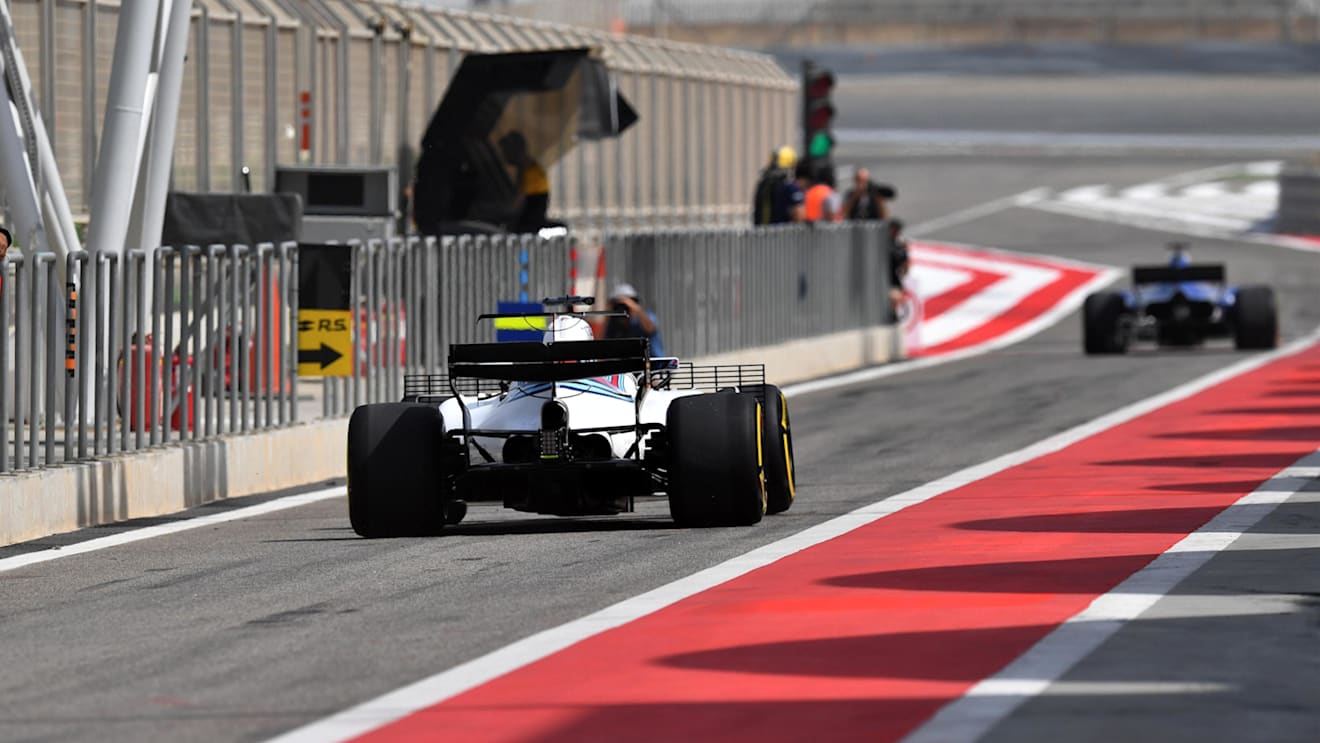 Lance Stroll (CDN) Williams FW40 at Formula One Testing, Day One, Bahrain International Circuit, Sakhir, Bahrain, Tuesday 18 April 2017. © Sutton Motorsport Images