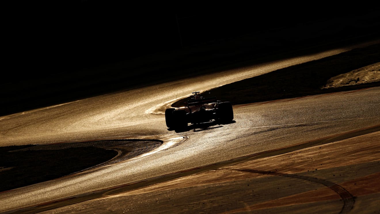 Low light action at Formula One Testing, Day Two, Barcelona, Spain, 28 February 2017. © Sutton Images