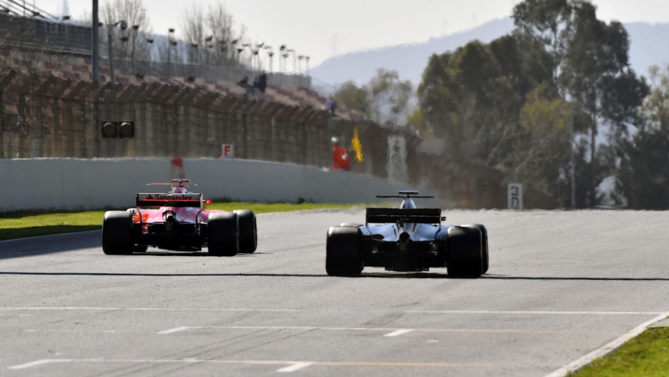 Lewis Hamilton (GBR) Mercedes-Benz F1 W08 Hybrid and Sebastian Vettel (GER) Ferrari SF70-H at Formula One Testing, Day One, Barcelona, Spain, 7 March 2017. © Sutton Images