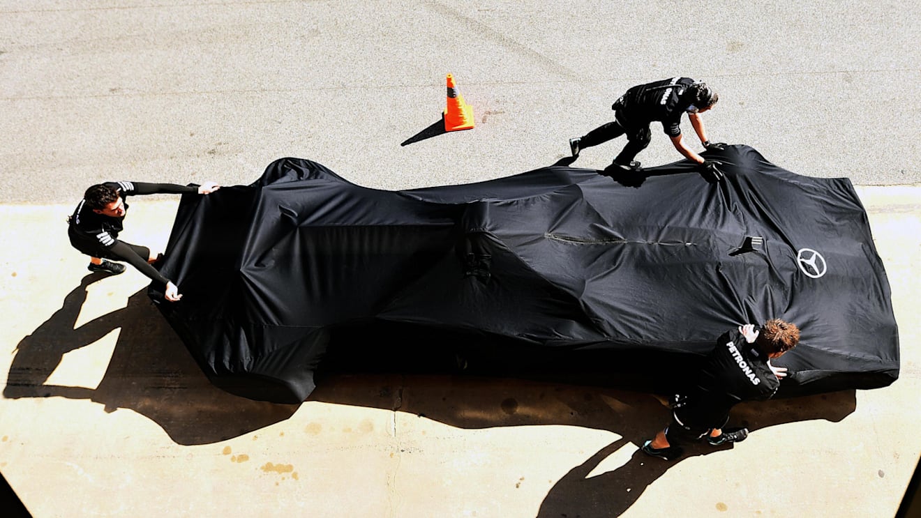 Mercedes-Benz F1 W08 Hybrid under covers at Formula One Testing, Day One, Barcelona, Spain, 7 March 2017. © Sutton Images