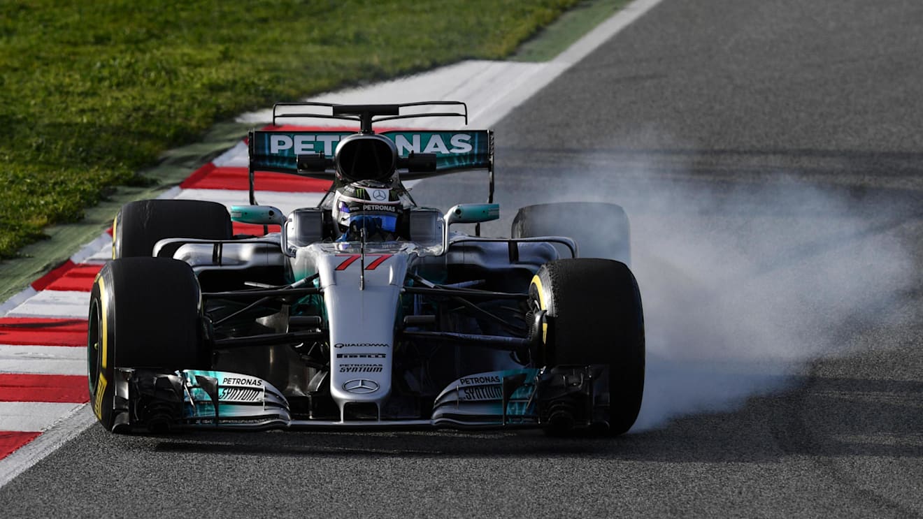 Valtteri Bottas (FIN) Mercedes-Benz F1 W08 Hybrid locks up at Formula One Testing, Day One, Barcelona, Spain, 7 March 2017. © Sutton Images