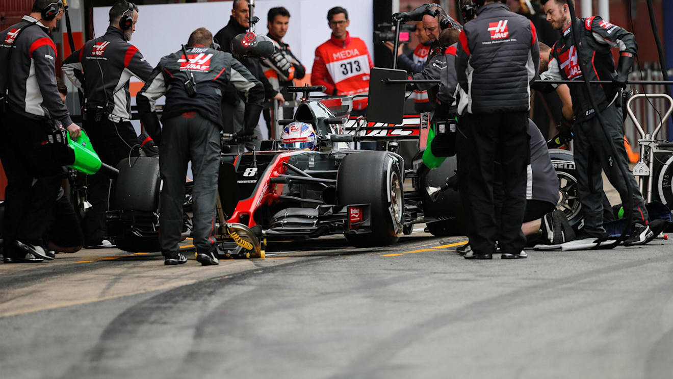 Romain Grosjean (FRA) Haas VF-17 makes a practice pit stop at Formula One Testing, Day Two, Barcelona, Spain, 8 March 2017. © Sutton Images