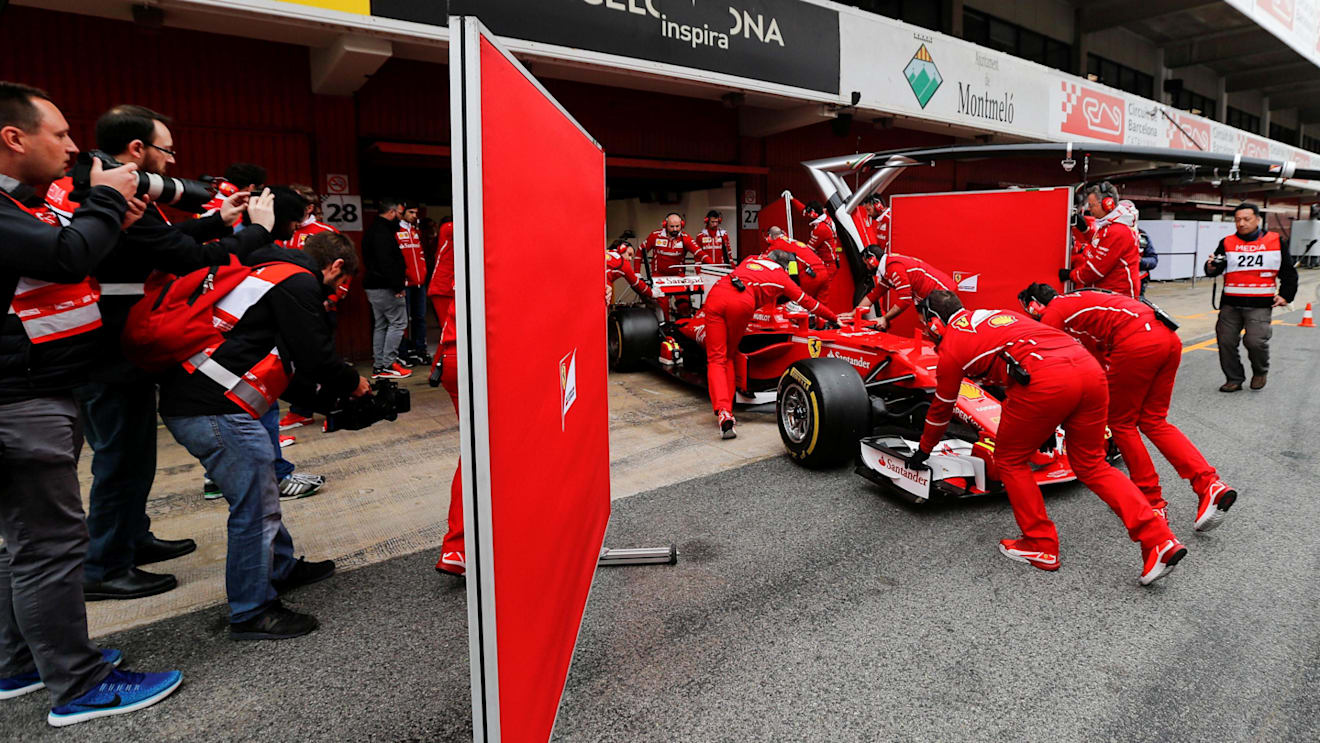 Kimi Raikkonen (FIN) Ferrari SF70-H at Formula One Testing, Day Two, Barcelona, Spain, 8 March 2017. © Sutton Images