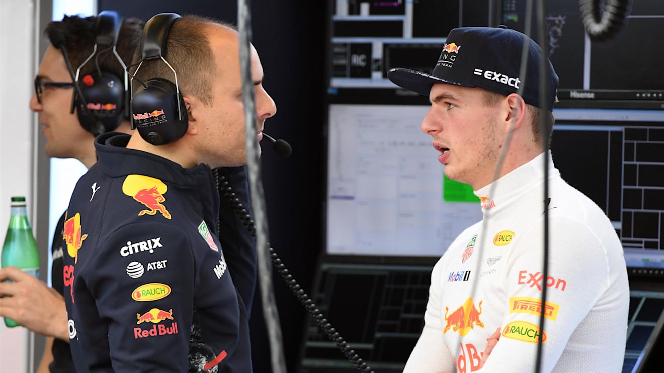 Max Verstappen (NED) Red Bull Racing with Gianpiero Lambiase (ITA) Red Bull Racing Race Engineer at Formula One World Championship, Rd17, United States Grand Prix, Practice, Circuit of the Americas, Austin, Texas, USA, Friday 20 October 2017. © Mark Sutton/Sutton Images