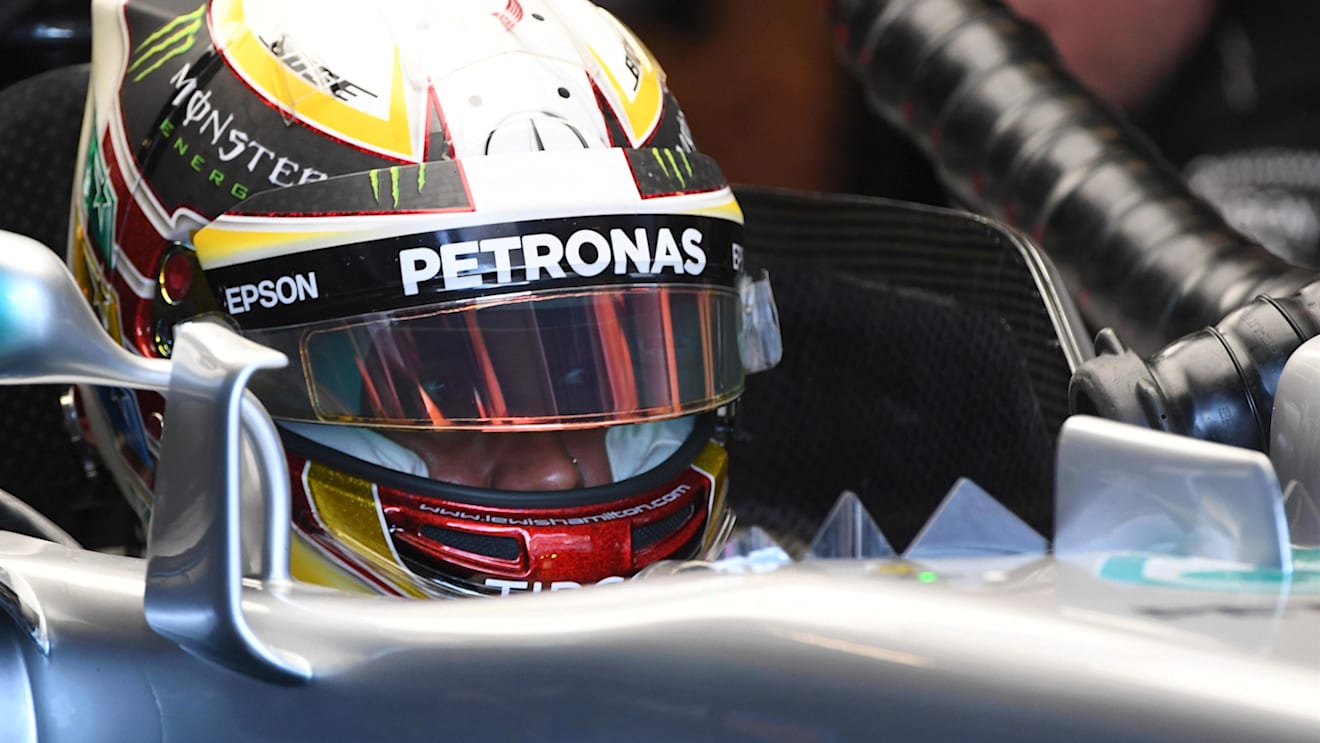 Lewis Hamilton (GBR) Mercedes-Benz F1 W08 Hybrid at Formula One World Championship, Rd17, United States Grand Prix, Qualifying, Circuit of the Americas, Austin, Texas, USA, Saturday 21 October 2017. © Mark Sutton/Sutton Images