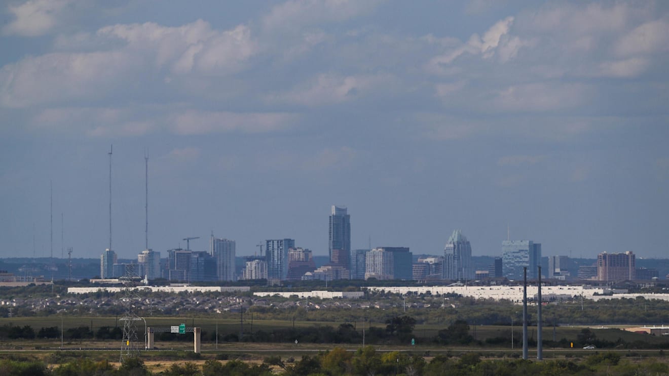 City skyline at Formula One World Championship, Rd17, United States Grand Prix, Qualifying, Circuit of the Americas, Austin, Texas, USA, Saturday 21 October 2017. © Kym Illman/Sutton Images