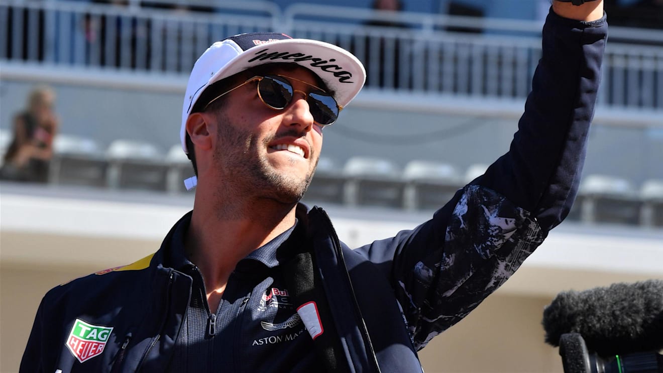 Daniel Ricciardo (AUS) Red Bull Racing on the drivers parade at Formula One World Championship, Rd17, United States Grand Prix, Race, Circuit of the Americas, Austin, Texas, USA, Sunday 22 October 2017. © Mark Sutton/Sutton Images