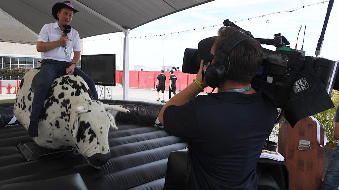 Craig Slater (GBR) Sky TV and bucking bronco at Formula One World Championship, Rd17, United States Grand Prix, Preparations, Circuit of the Americas, Austin, Texas, USA, Thursday 19 October 2017. © Mark Sutton/Sutton Images