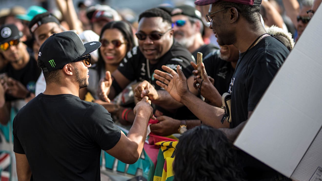 Nick Hamilton (GBR) with fans in pit lane at Formula One World Championship, Rd17, United States Grand Prix, Preparations, Circuit of the Americas, Austin, Texas, USA, Thursday 19 October 2017. © Manuel Goria/Sutton Images