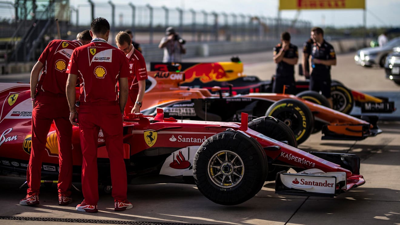 Ferrari mechanics with Ferrari SF70-H at Formula One World Championship, Rd17, United States Grand Prix, Preparations, Circuit of the Americas, Austin, Texas, USA, Thursday 19 October 2017. © Manuel Goria/Sutton Images