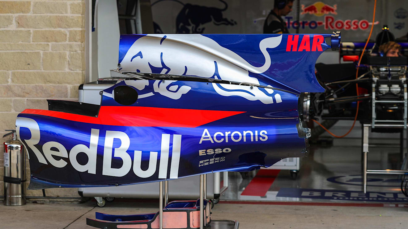 Scuderia Toro Rosso STR12 bodywork at Formula One World Championship, Rd17, United States Grand Prix, Preparations, Circuit of the Americas, Austin, Texas, USA, Thursday 19 October 2017. © Kym Illman/Sutton Images