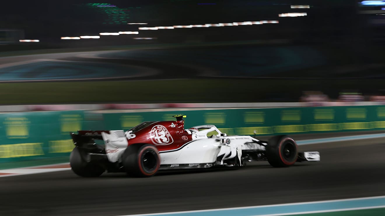 Charles Leclerc, Alfa Romeo Sauber C37 at Formula One World Championship, Rd21, Abu Dhabi Grand Prix, Qualifying, Yas Marina Circuit, Abu Dhabi, UAE, Saturday 24 November 2018.