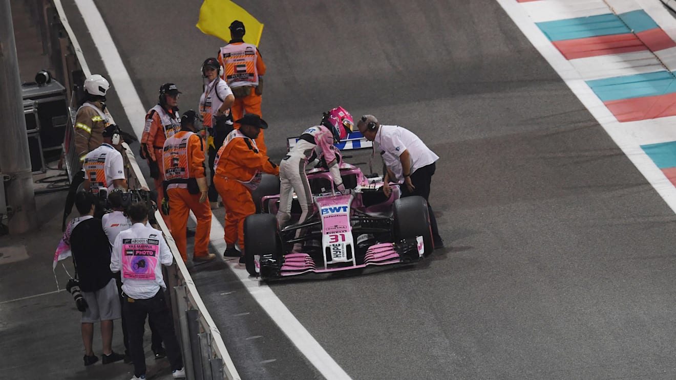 Esteban Ocon, Racing Point Force India VJM11 retires from the race at Formula One World Championship, Rd21, Abu Dhabi Grand Prix, Race, Yas Marina Circuit, Abu Dhabi, UAE, Sunday 25 November 2018.
