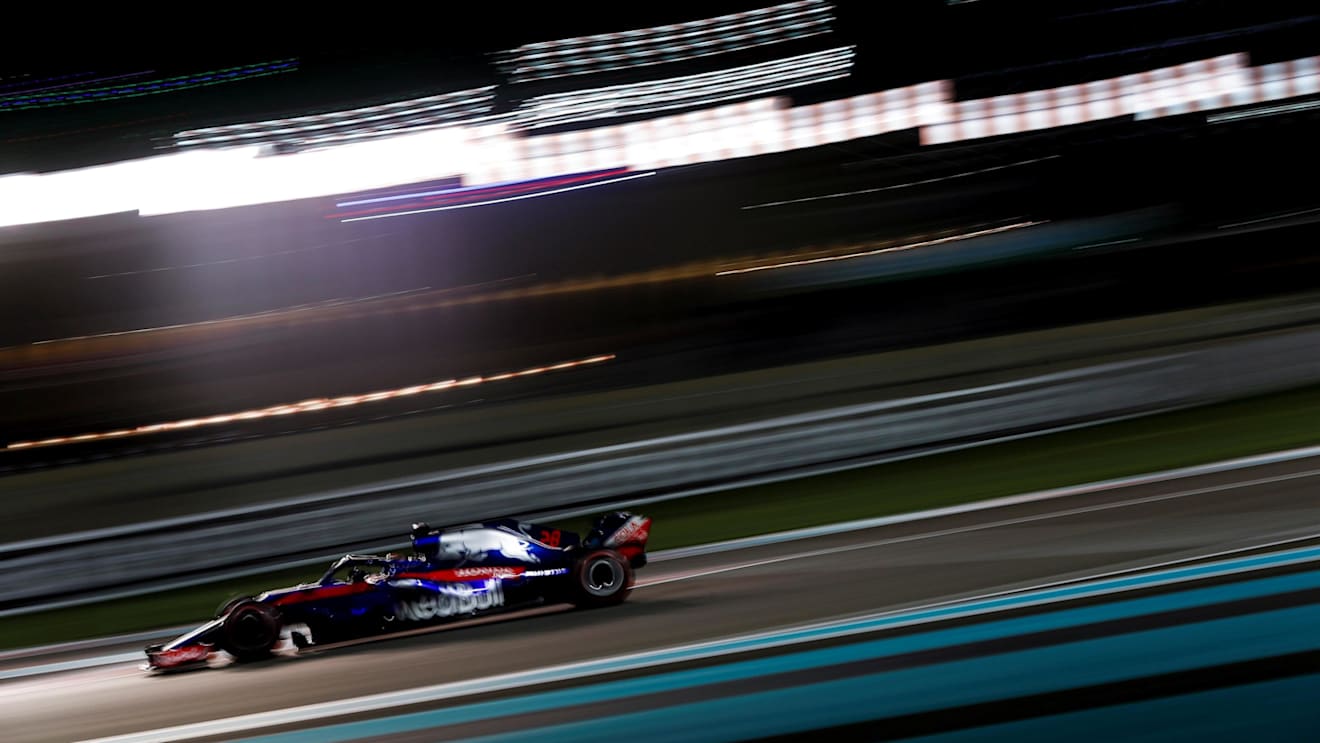 Brendon Hartley, Toro Rosso STR13 at Formula One World Championship, Rd21, Abu Dhabi Grand Prix, Race, Yas Marina Circuit, Abu Dhabi, UAE, Sunday 25 November 2018.