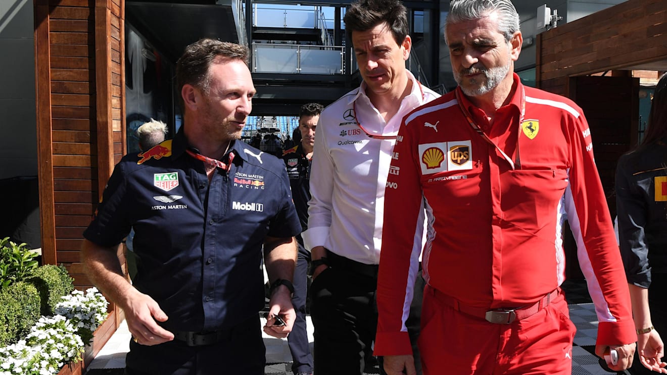 (L to R): Christian Horner (GBR) Red Bull Racing Team Principal, Toto Wolff (AUT) Mercedes AMG F1 Director of Motorsport and Maurizio Arrivabene (ITA) Ferrari Team Principal at Formula One World Championship, Rd1, Australian Grand Prix, Practice, Melbourne, Australia, Friday 23 March 2018. © Mark Sutton/Sutton Images