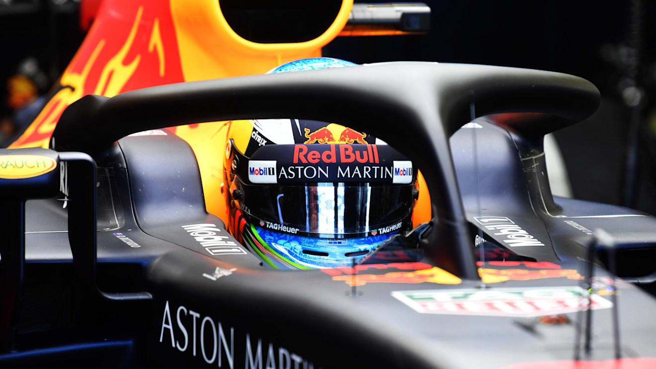 Daniel Ricciardo (AUS) Red Bull Racing RB14 at Formula One World Championship, Rd1, Australian Grand Prix, Practice, Melbourne, Australia, Friday 23 March 2018. © Mark Sutton/Sutton Images