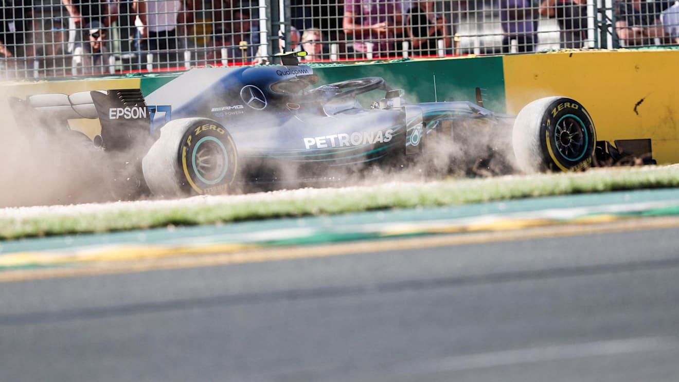 Valtteri Bottas (FIN) Mercedes-AMG F1 W09 EQ Power+ runs through the gravel at Formula One World Championship, Rd1, Australian Grand Prix, Practice, Melbourne, Australia, Friday 23 March 2018. © Zak Mauger/LAT/Sutton Images
