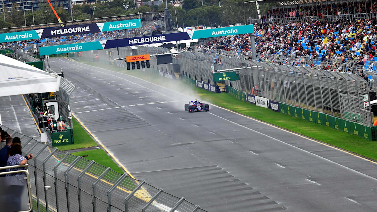 Brendon Hartley (NZL) Scuderia Toro Rosso STR13 at Formula One World Championship, Rd1, Australian Grand Prix, Qualifying, Melbourne, Australia, Saturday 24 March 2018. © Jerry Andre/Sutton Images