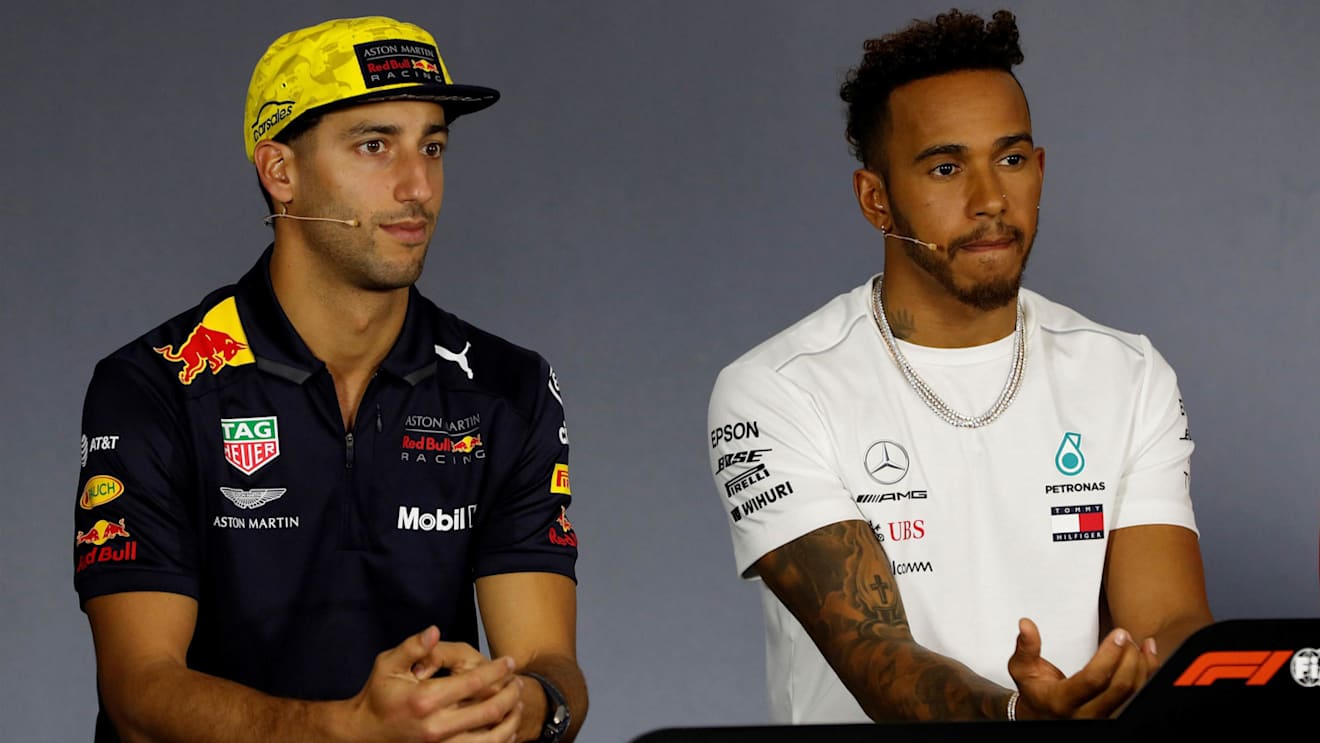Daniel Ricciardo Red Bull Racing and Lewis Hamilton Mercedes-AMG F1 in the Press Conference at Formula One World Championship, Rd1, Australian Grand Prix, Preparations, Melbourne, Australia, Thursday 22 March 2018. © Zak Mauger/LAT/Sutton Images