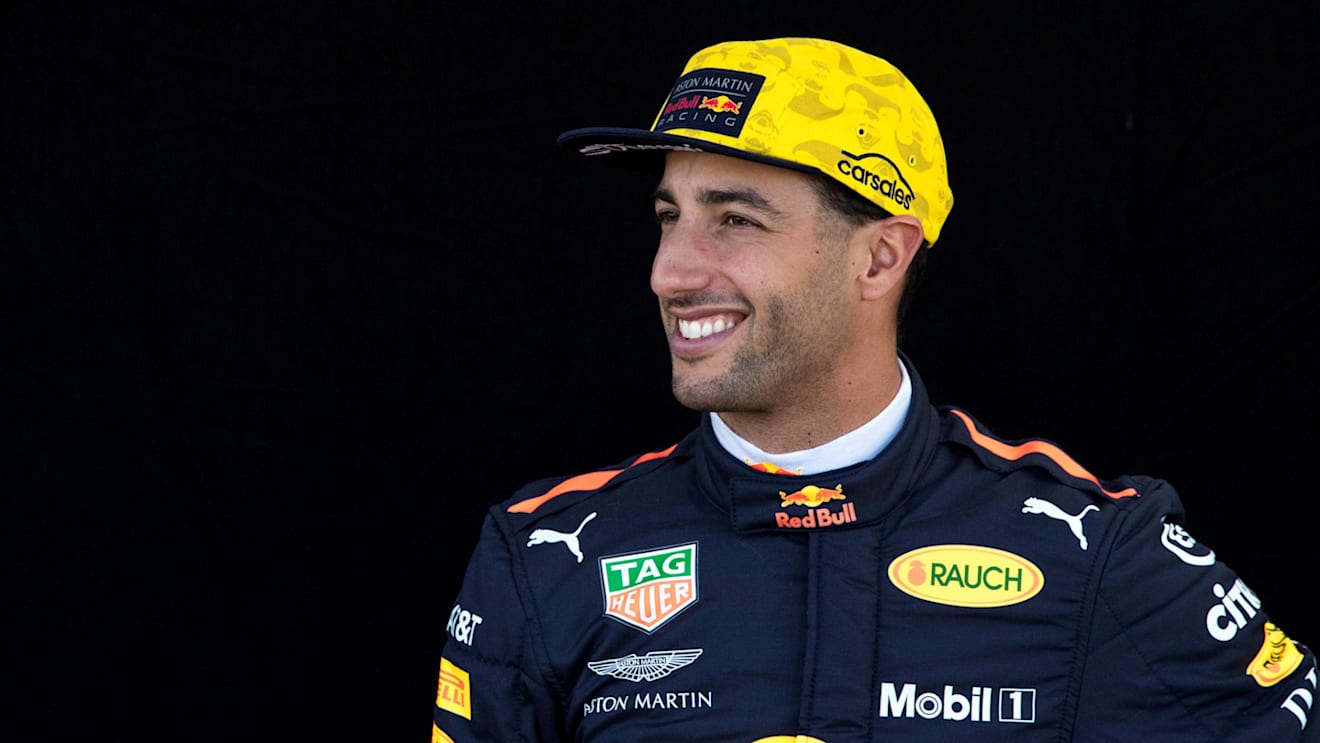 Daniel Ricciardo (AUS) Red Bull Racing at Formula One World Championship, Rd1, Australian Grand Prix, Preparations, Melbourne, Australia, Thursday 22 March 2018. © Manuel Goria/Sutton Images