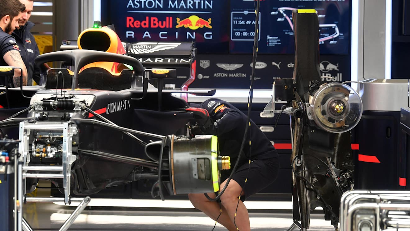 Red Bull Racing RB14 in the garage at Formula One World Championship, Rd9, Austrian Grand Prix, Preparations, Spielberg, Austria, Thursday 28 June 2018. © Mark Sutton/Sutton Images